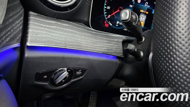 Mercedes-Benz E-Class E350 4MATIC AMG Line