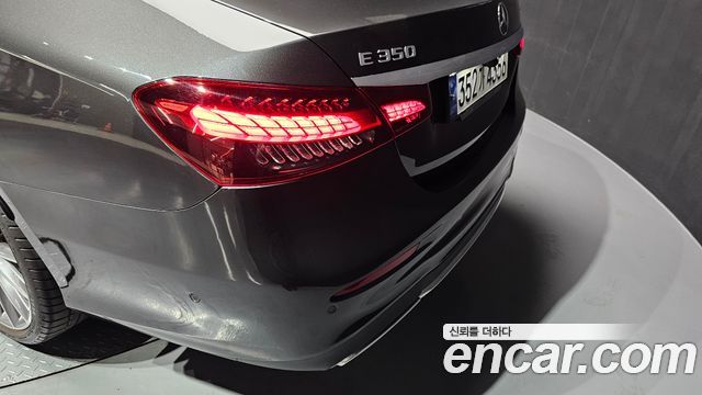 Mercedes-Benz E-Class E350 4MATIC AMG Line