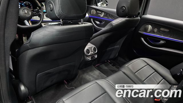 Mercedes-Benz E-Class E350 4MATIC AMG Line