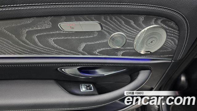 Mercedes-Benz E-Class E350 4MATIC AMG Line