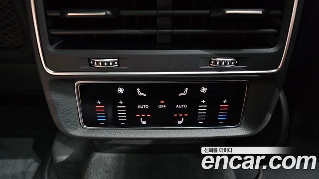 Audi Q7 55 TFSI Quattro Premium