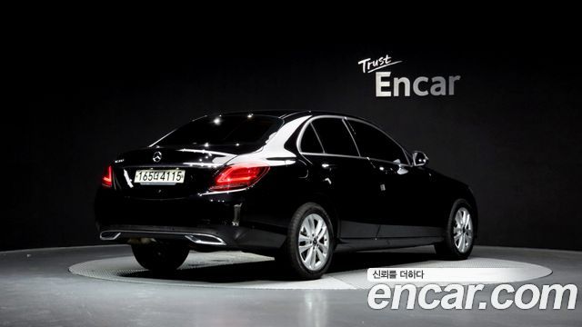 Mercedes-Benz C-Class C200 Avantgarde