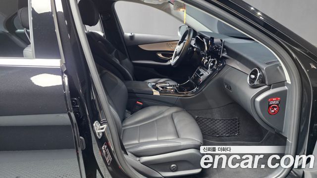 Mercedes-Benz C-Class C200 Avantgarde