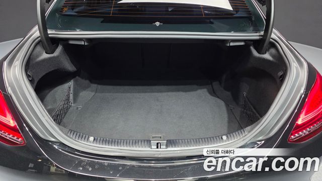 Mercedes-Benz C-Class C200 Avantgarde