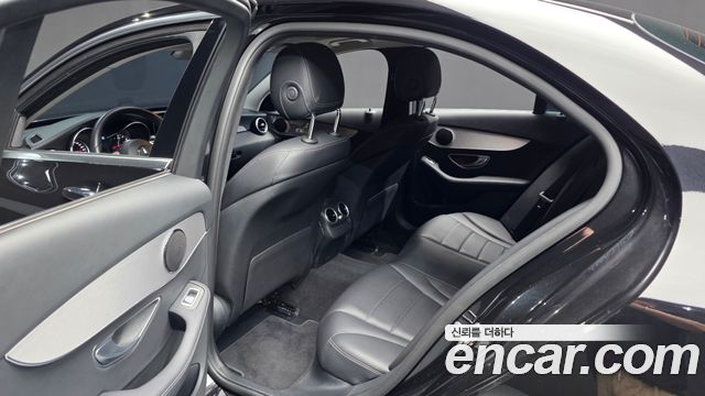 Mercedes-Benz C-Class C200 Avantgarde