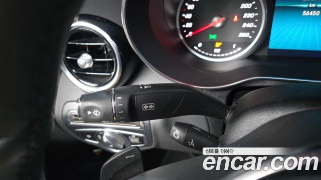 Mercedes-Benz C-Class C200 Avantgarde