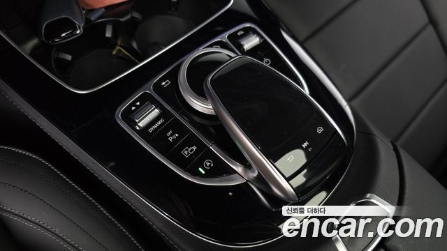 Mercedes-Benz E-Class E350 4MATIC AMG Line