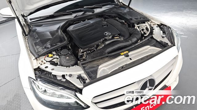 Mercedes-Benz C-Class C200