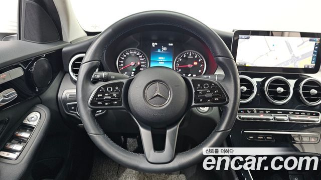 Mercedes-Benz C-Class C200