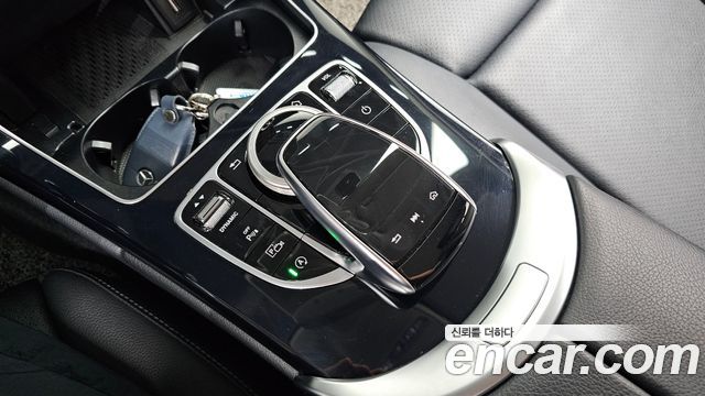 Mercedes-Benz C-Class C200