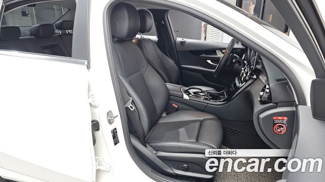 Mercedes-Benz C-Class C200