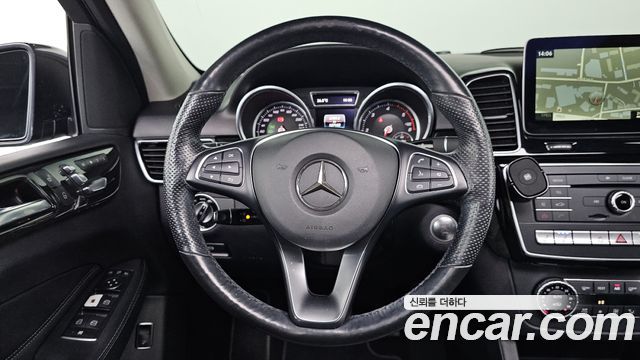 Mercedes-Benz GLE-Class GLE350 d 4MATIC