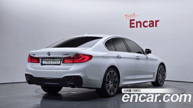 BMW 5-Series 530i xDrive M Sport Package Plus