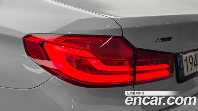 BMW 5-Series 530i xDrive M Sport Package Plus