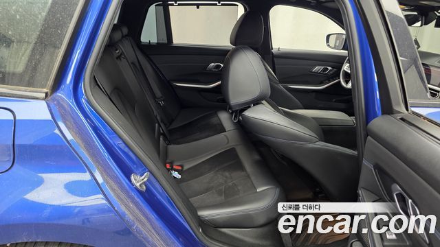 BMW 3-Series 320d Touring M Sport