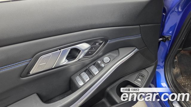 BMW 3-Series 320d Touring M Sport