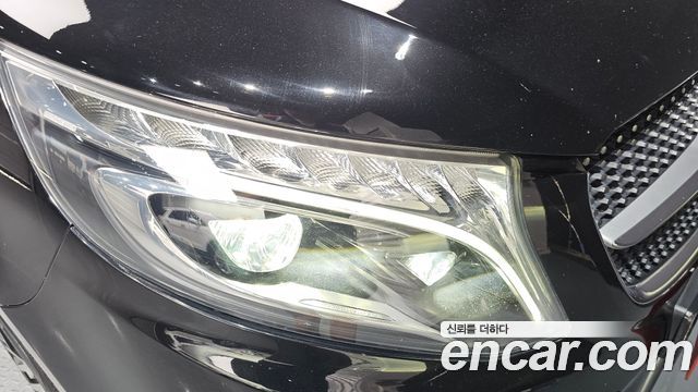 Mercedes-Benz V-Class V300 CDI