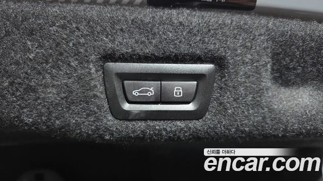 BMW 5-Series 530i xDrive M Sport