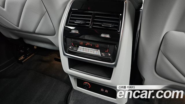 BMW XM 4.4 Lable