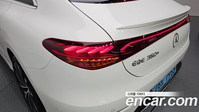 Mercedes-Benz EQE EQE350+