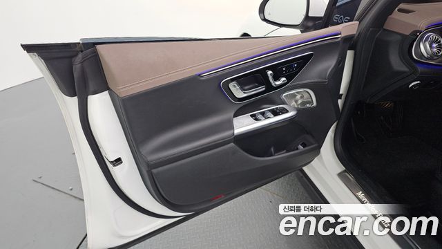 Mercedes-Benz EQE EQE350+