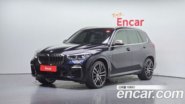 BMW X5 M50i