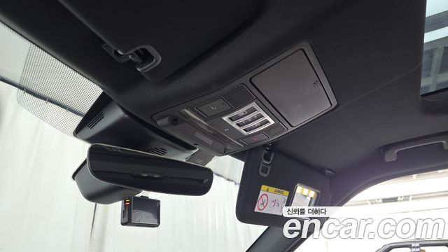 Land Rover Discovery 2.0 SD4 SE