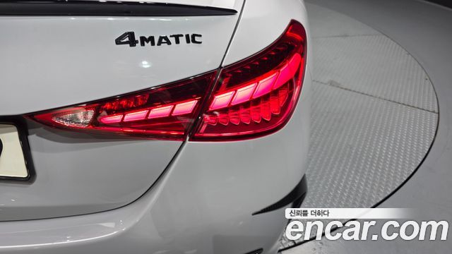 Mercedes-Benz C-Class C300 4MATIC AMG Line