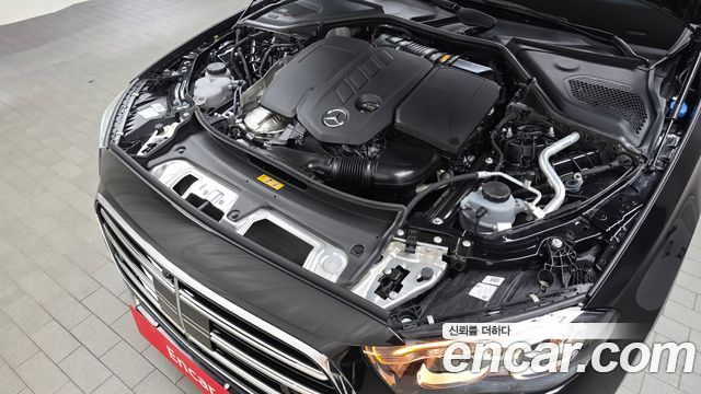 Mercedes-Benz E-Class E220d 4MATIC Exclusive