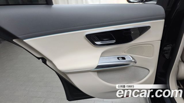 Mercedes-Benz E-Class E220d 4MATIC Exclusive