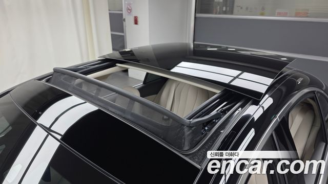 Mercedes-Benz E-Class E220d 4MATIC Exclusive