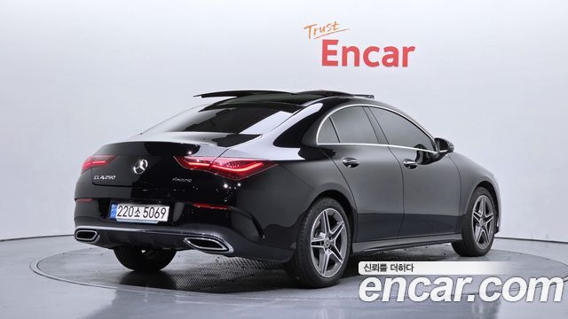 Mercedes-Benz CLA-Class CLA250 4MATIC
