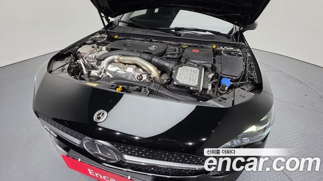 Mercedes-Benz CLA-Class CLA250 4MATIC