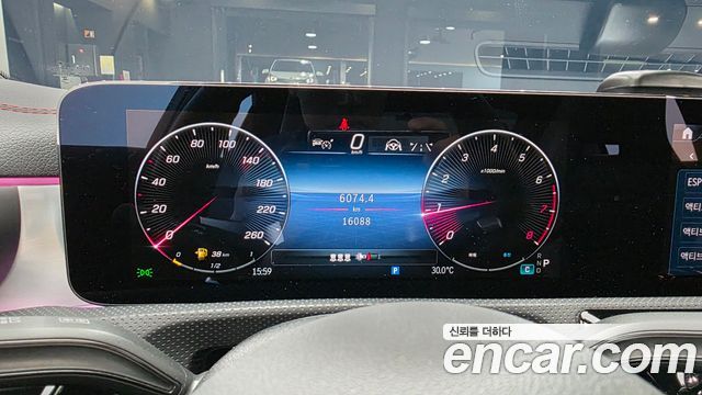 Mercedes-Benz CLA-Class CLA250 4MATIC