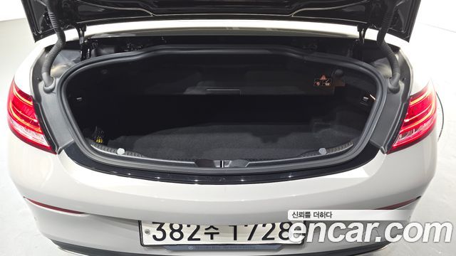 Mercedes-Benz C-Class C200 Cabriolet