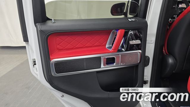 Mercedes-Benz G-Class AMG G63 Manufaktur