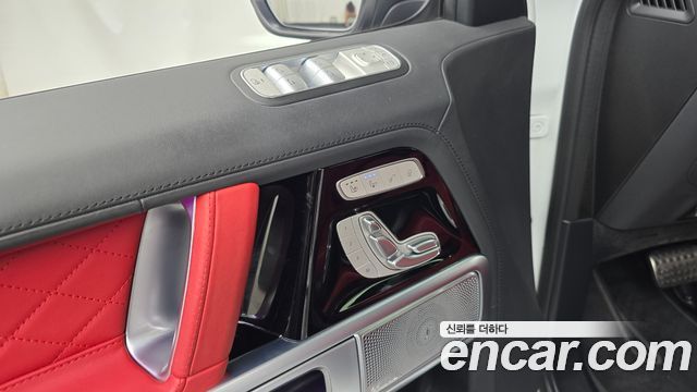 Mercedes-Benz G-Class AMG G63 Manufaktur