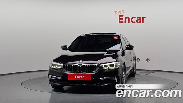 BMW 5-Series 520i Luxury