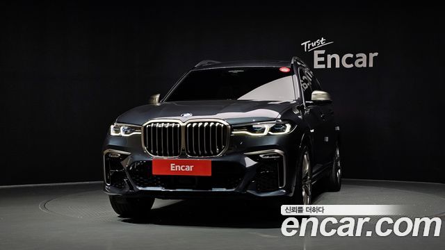BMW X7 M50i 6STR