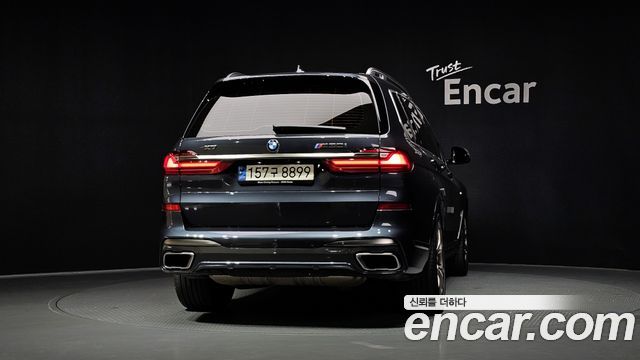 BMW X7 M50i 6STR