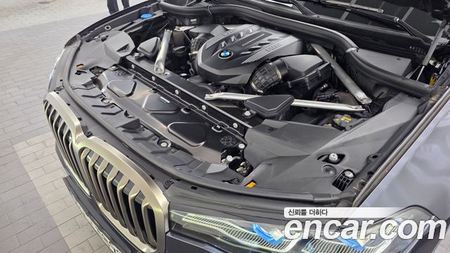 BMW X7 M50i 6STR