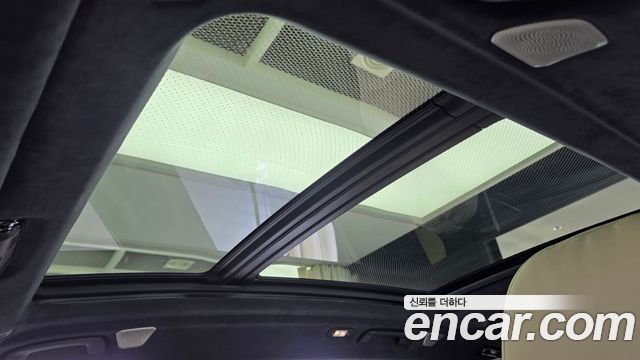 BMW X7 M50i 6STR