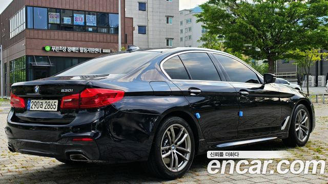 BMW 5-Series 530i M Sport Package Plus