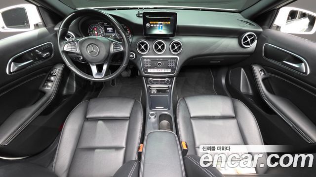 Mercedes-Benz A-Class A200