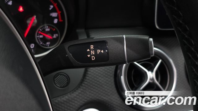 Mercedes-Benz A-Class A200