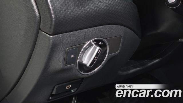 Mercedes-Benz A-Class A200