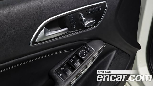 Mercedes-Benz A-Class A200