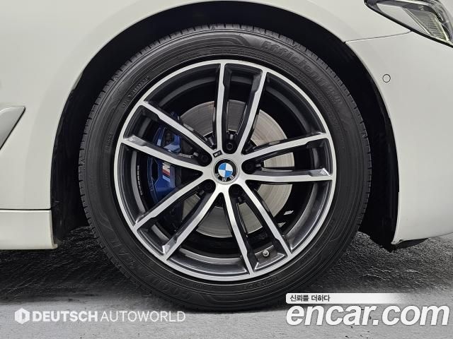 BMW 5-Series 520i M Sport