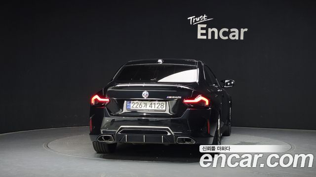 BMW 2-Series M240i xDrive Coupe