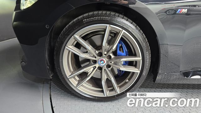 BMW 2-Series M240i xDrive Coupe